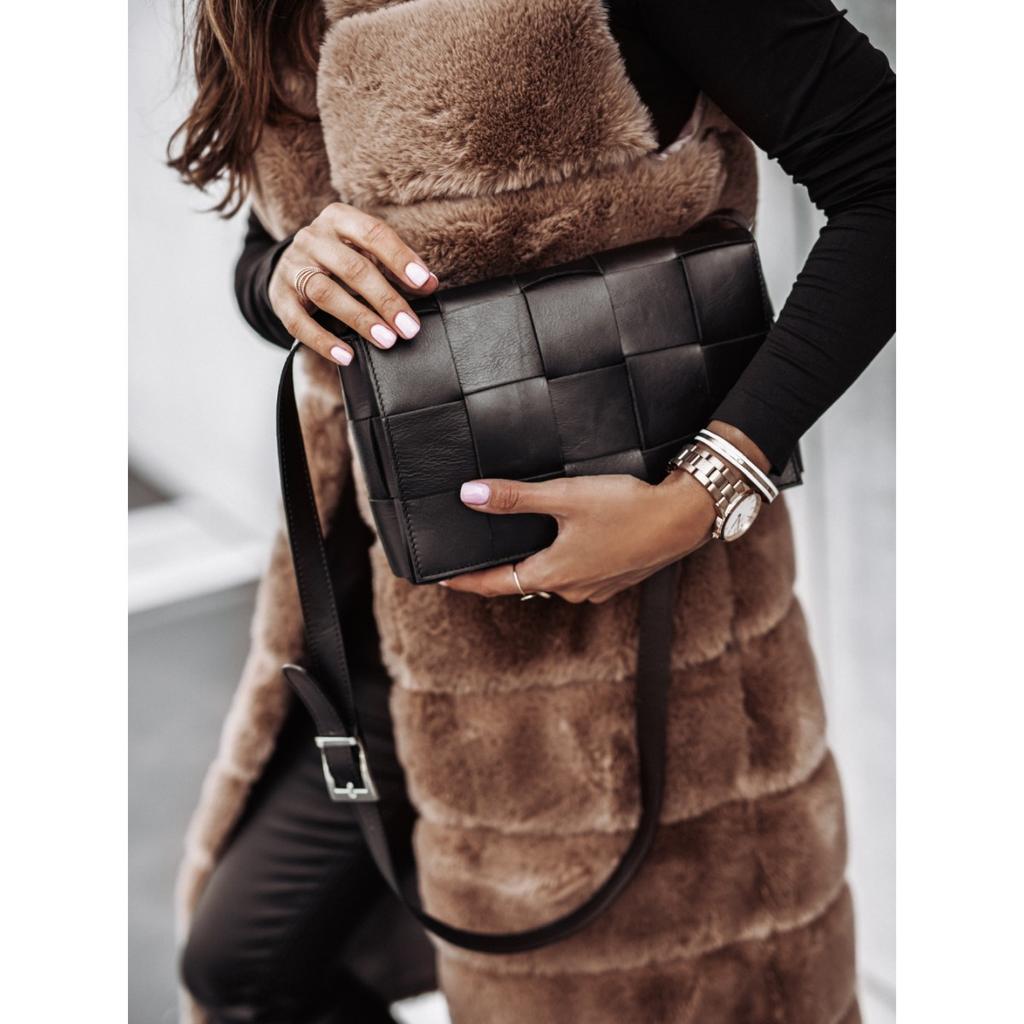Women's Winter Autumn Long Faux Fur Vest Sleeveless Jacket Casual Outerwear For European American Style