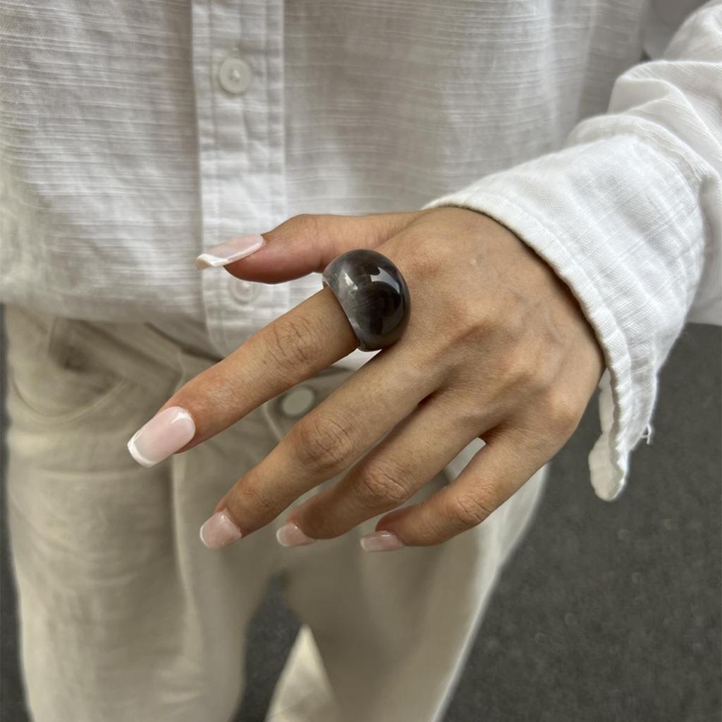 Transparent Colored Resin Ring, Smooth Curved Stackable Declaration Ring, Suitable for Daily Party Wear