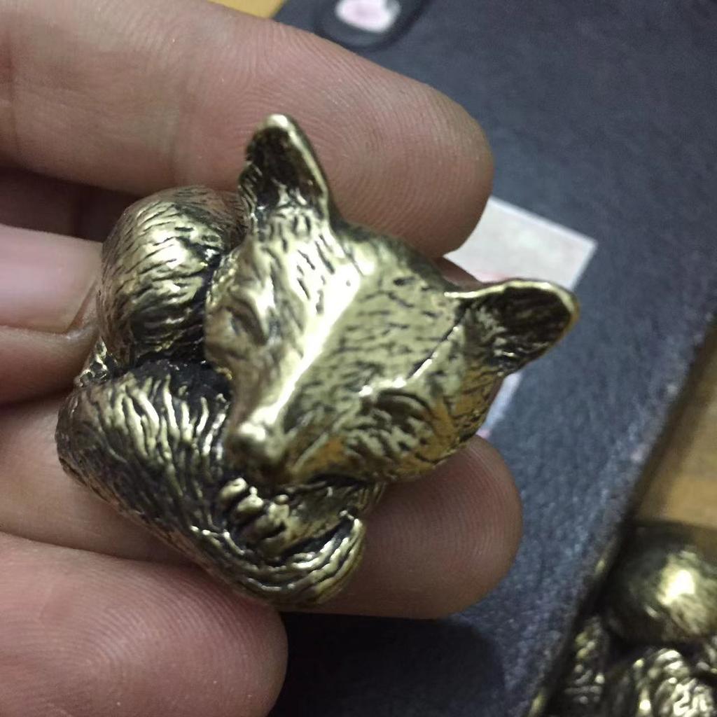 Solide Messing Fuchs Figuren Miniaturen Schreibtisch Ornamente Tee Haustier Handwerk Retro Kleine Tier Statue Kinder Spielzeug Geschenke Hause Dekorationen