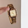 Neue Modeuhr im Vintage-Stil für Damen, Leopardenmuster, quadratisches Gehäuse, Edelstahl, Damen-Quarz-Armbanduhr, Uhr, Geschenk