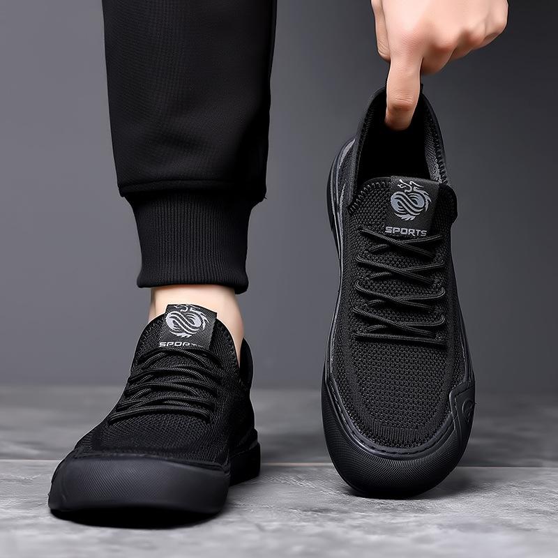 Spring Summer New Shoes for Men Knit Casual Shoes Breathable Flat Skateboard Youth Slip-on Sneaker