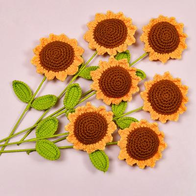 Häkel-Sonnenblume mit langem Stiel Sonnenblumen für Zuhause Hochzeit Party Dekoration DIY Strauß Ästhetische Blumen Muttertagsgeschenk
