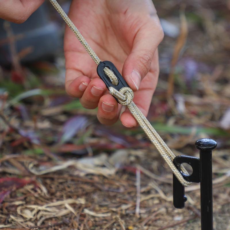 About 100Pcs/Set Outdoor Mountaineering Camping Tent Windproof Rope Adjustment Buckle Three-Eye Plastic Anti-Slip Buckle Rope Buckle