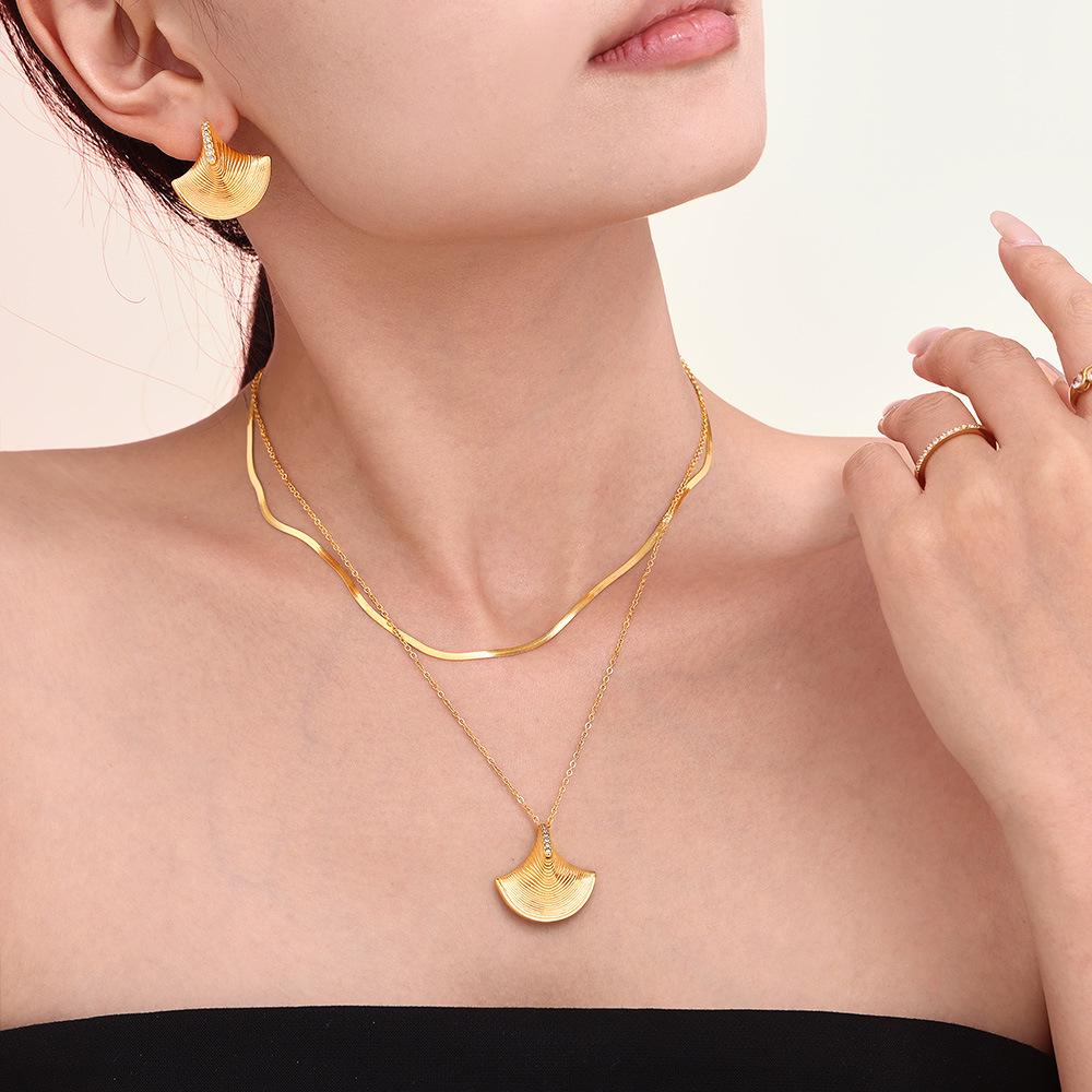 French Ocean Series Zircon Shell Pendant Necklace & Earrings Set