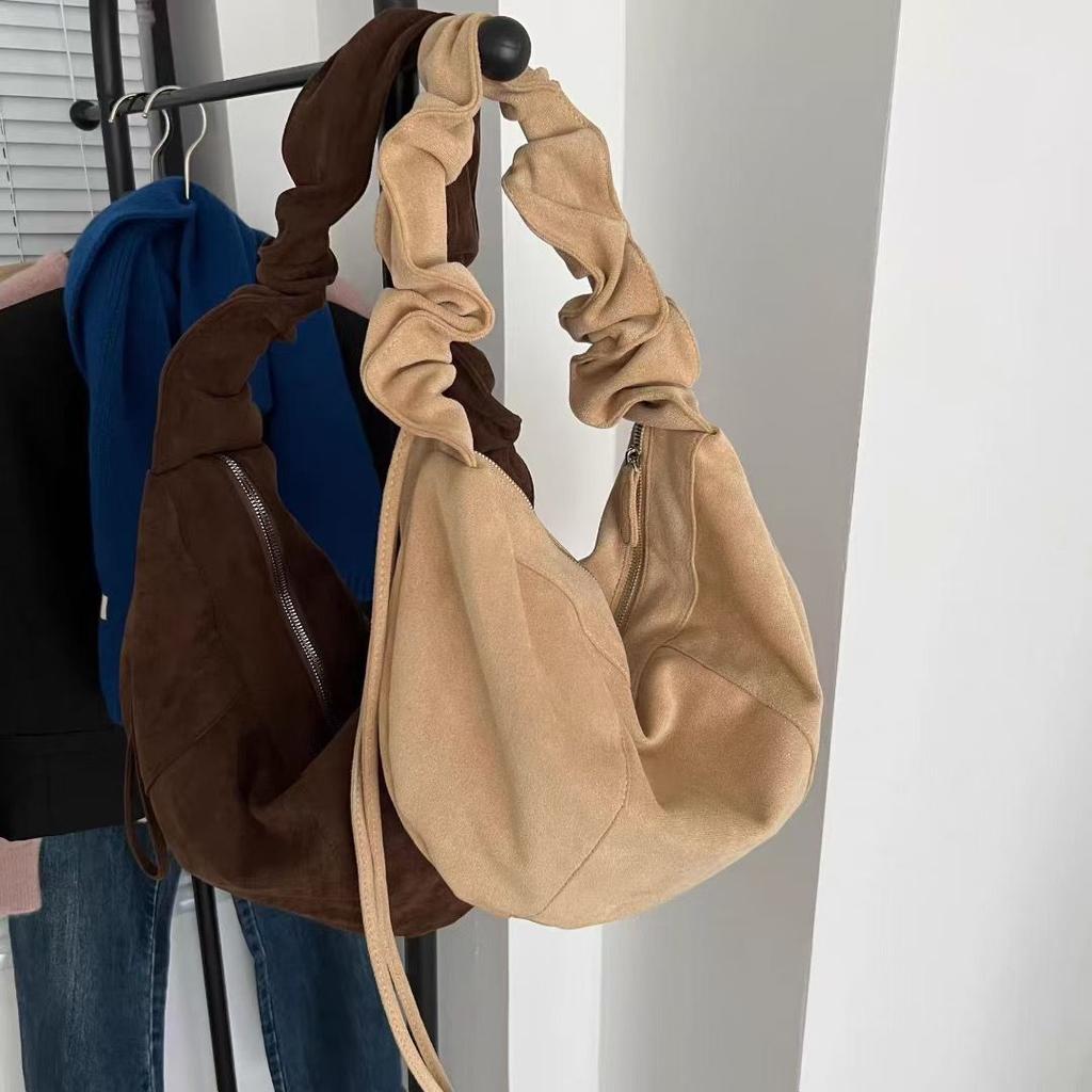 Han Fashion Suede Shoulder Bag 2026 New Folded Dumpling Bag Versatile Suede Casual Messenger Bag