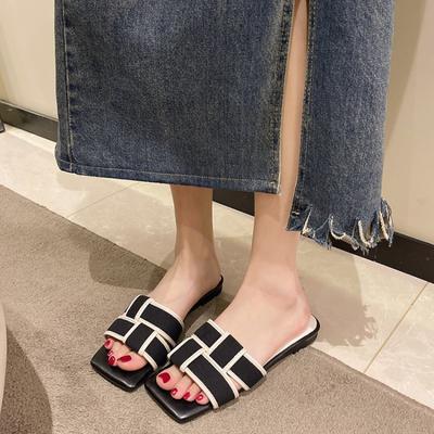 Women Flat Slipper 2024 New Soft and Comfortable Slippers for External Wear Home Slippers for Black and White Beach Flat Slipper