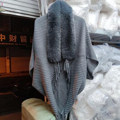 Akcesoria – Szaliki i chusty