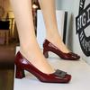 American Style Banquet TemperamentThick Heel Shallow Mouth Square Toe Patent Leather Metal Buckle Medium Heel Single Shoes