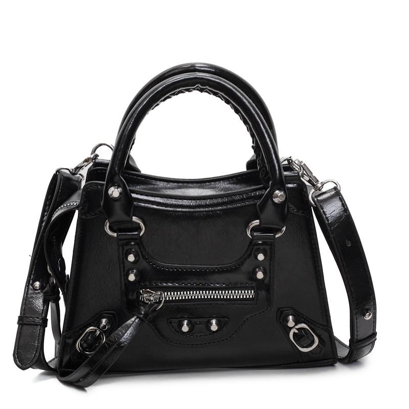 2025 Άνοιξη Χειροποίητη Τσάντα Χιαστί με Ρετρό Τρουκς: Γλυκιά & Πικάντικη Τσάντα Ώμου για Μοντέρνες Γυναίκες