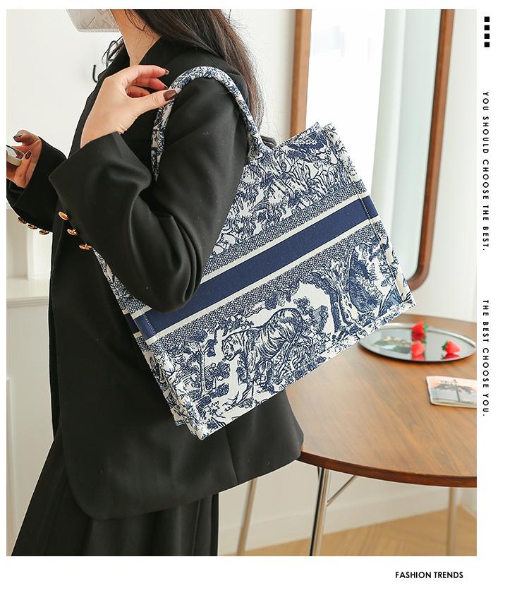 Toamnă/Iarnă 2025 Geantă Tote Canvas Damă de Mare Capacitate cu Broderie Jacquard Chinezesc