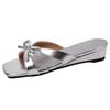 Fashion French temperament gentle and sweet bow low heel cool slippers women's 2025 summer new one-pedal sandals