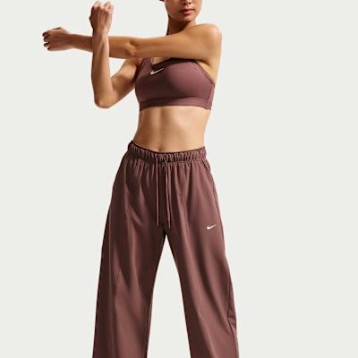 Nike One Women's Dri-FIT Woven Wide-Leg Pants