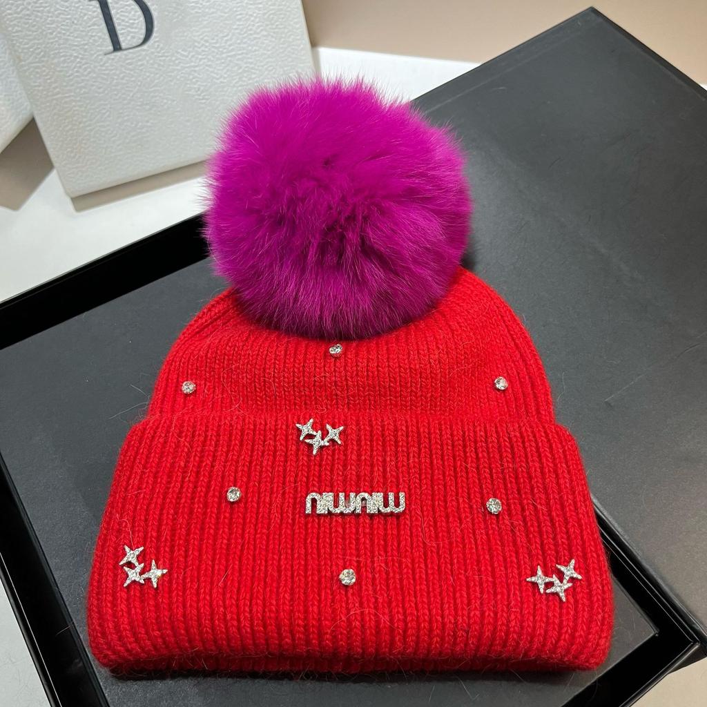 Light Luxury Rhinestone Min Small Fragrant Style Design Big Hairball Knitted Hat Winter Sweet Plush Warm Rabbit Fur Wool Hat
