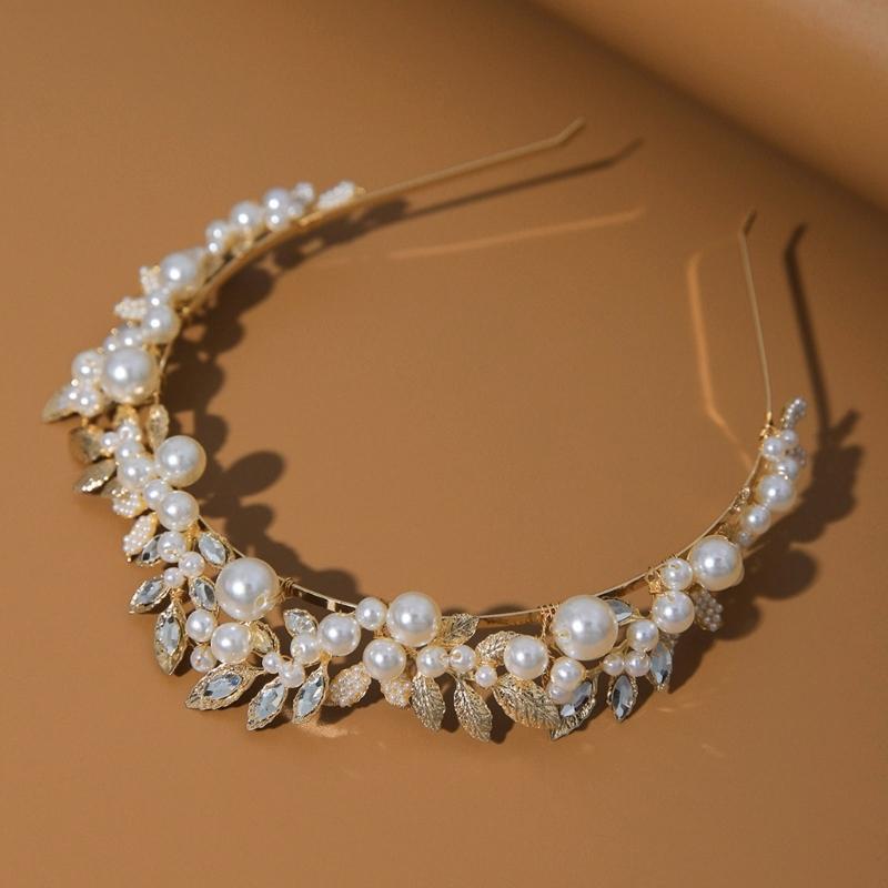 Alloy Hairband with Intricate Leaf Design Rhinestones Pearls Delicate Headpiece Suitable for Sensitive Scalp Wear