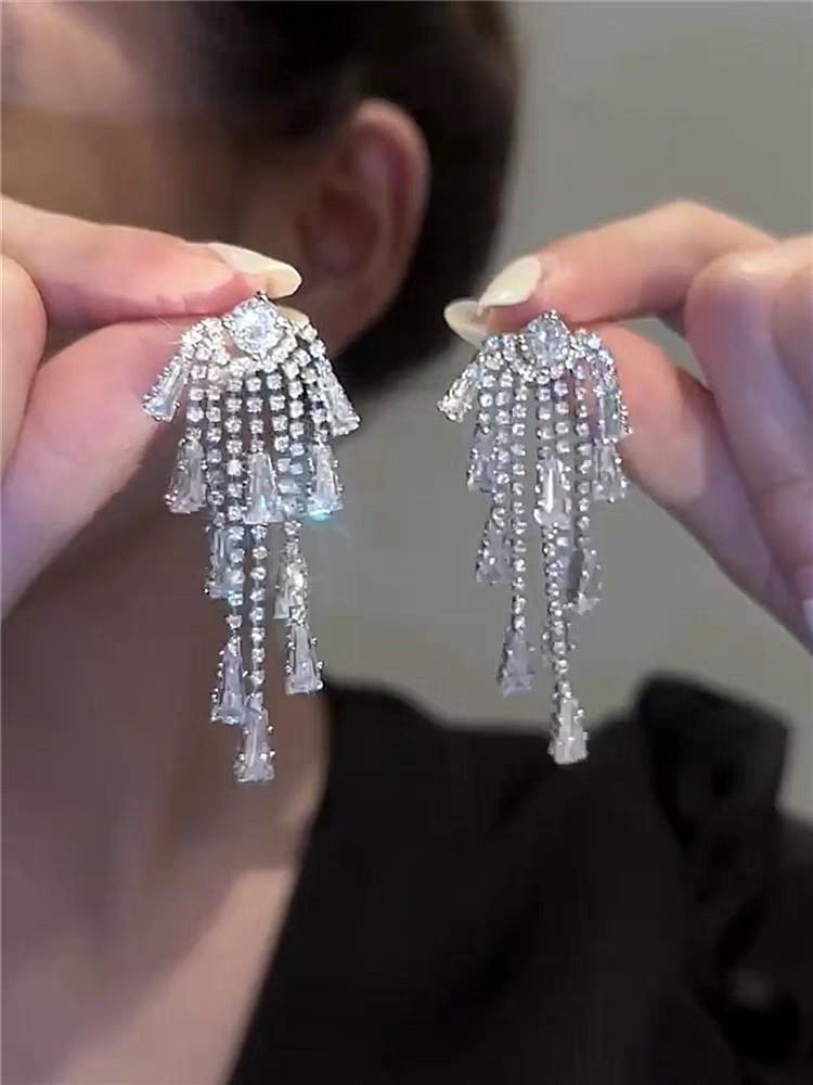 Shiny Cubic Zirconia Star Tassel Earrings - Silver Needle Luxury Fashion for Women