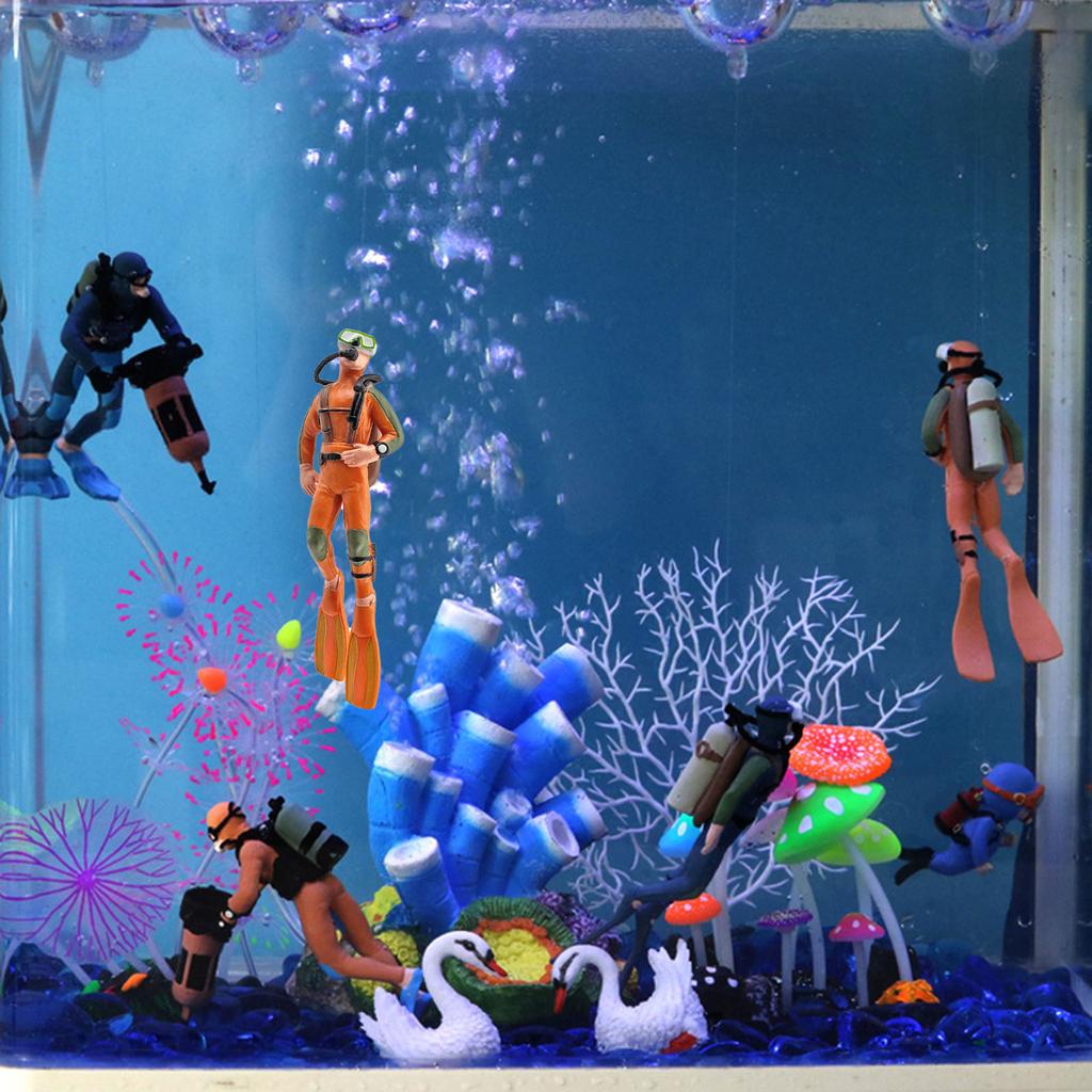 Decorazione per Acquario Statuetta in Resina Subacqueo con Sfera Galleggiante Pesci per Ornamento Serbatoio Pesce Betta Accessori per Paesaggistica