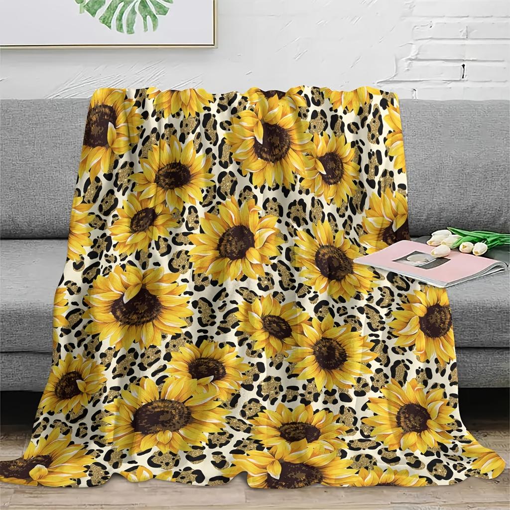 1pc Sunflower & Leopard Print Flannel Blanket - Soft, Warm, All-Season Cover for Couch, Office, or Christmas Gift, Machine Washa