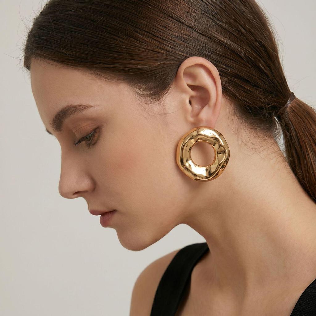European & American Stylish Irregular Flower Stud Earrings for Women's Elegant Personality