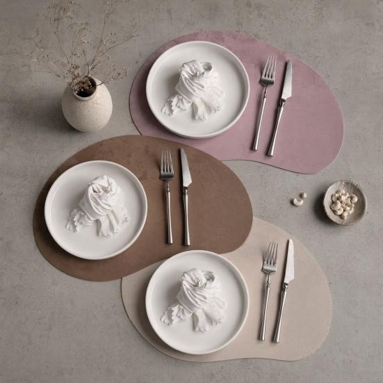 Heat Insulation Placemats, Cashew Nut Shape Pad for Dining Table, Double Side Faux Leather Table Mat for Plates, Nordic Kitchen Decor
