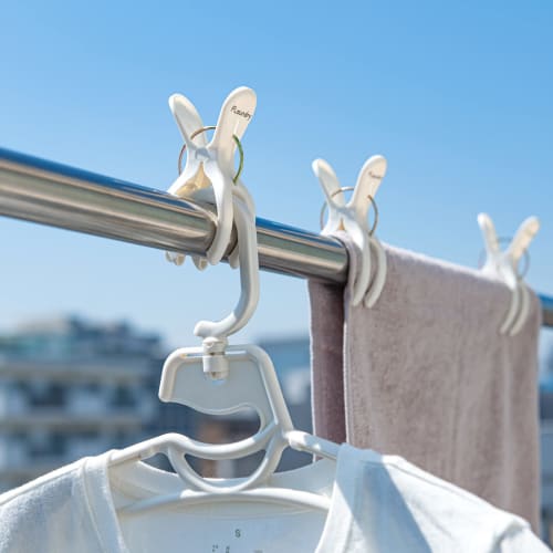 Daiya Flaundry Clothespins, Gentle Grip for Drying Rods, Set of 8, for Sheets, Towels, Blankets, and Futons, Y-Shaped, Windproof, Easy Grip, Fits Clot