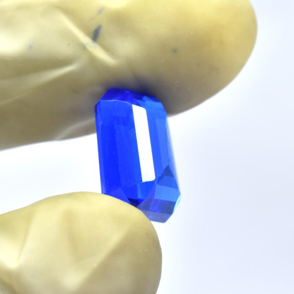 Blue Excellent Tanzanite Loose Gemstone CERTIFIED 7.15 Ct Natural Emerald Shape. SU-159