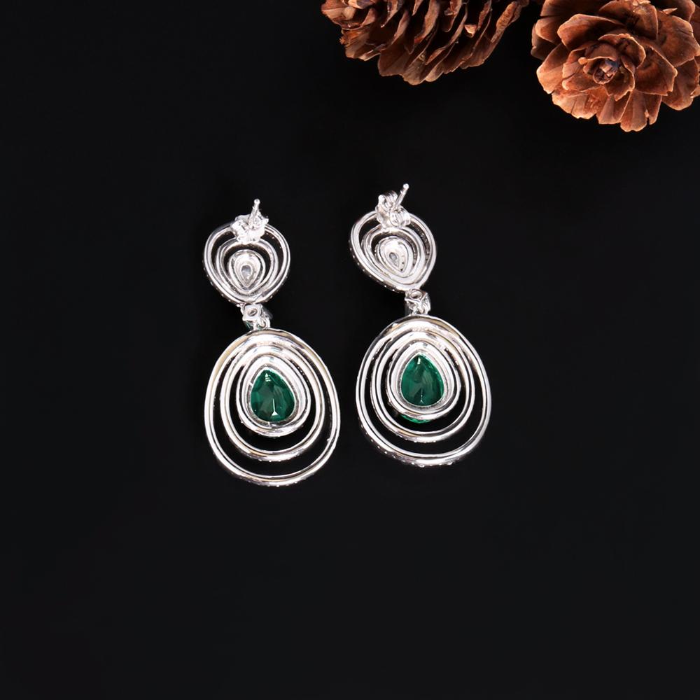 Luxus S925 Silber lange Ohrringe 4,20 Karat Zuchtperle 7*9mm Smaragd Nano Schmuck für Jahrestag und Bankettparty Geschenk für Damen