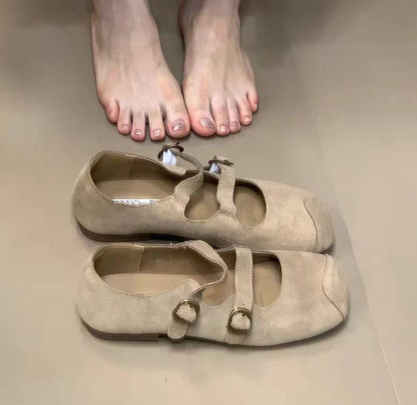 [Fanfna] 2025 autumn new square head shallow mouth niche single shoes versatile flat Mary Jane commuter women's shoes