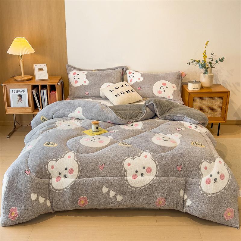 Home Textiles Quilt Comforter Soft Warm Floral Velvet Bedding Winters Use Machine Washable Suitable for Bedroom and Guest Room