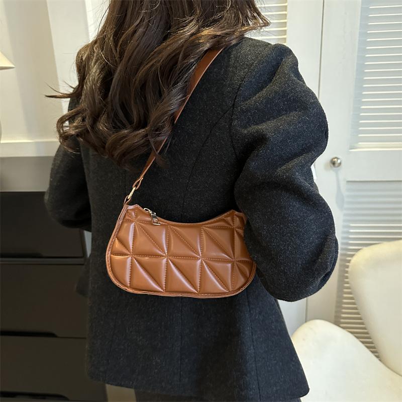 Niche Design Bag Women 2024 New Retro Casual Handbag Shoulder Bag Fashion Trend Underarm Bag Women