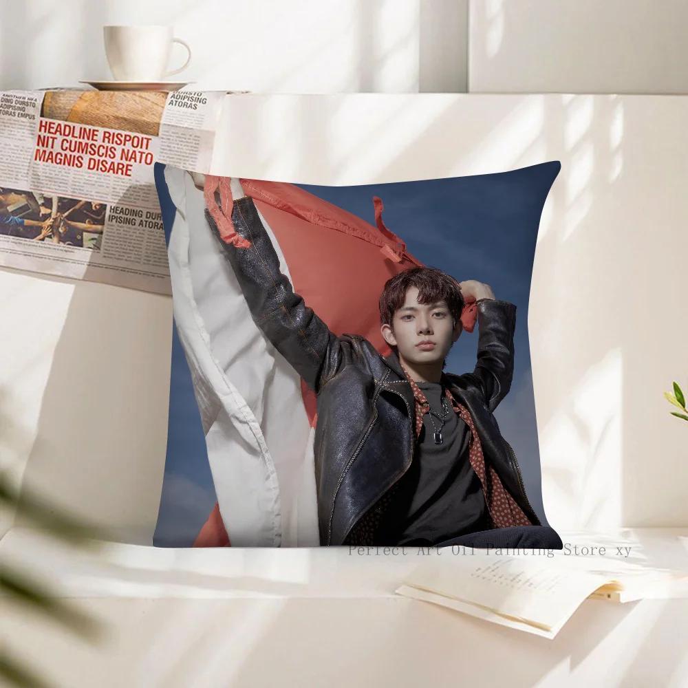 1 szt. Koreańska Grupa Kpop HEESEUNG Poszewka na Poduszkę Kwadratowa Poszewka na Poduszkę Dekoracja Sypialni Sofy Pokoju Codzienna Poszewka na Poduszkę