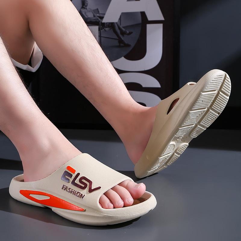 Slippers are light and non-smelly indoors in summer. You can wear anti-slip sports basketball slippers outside