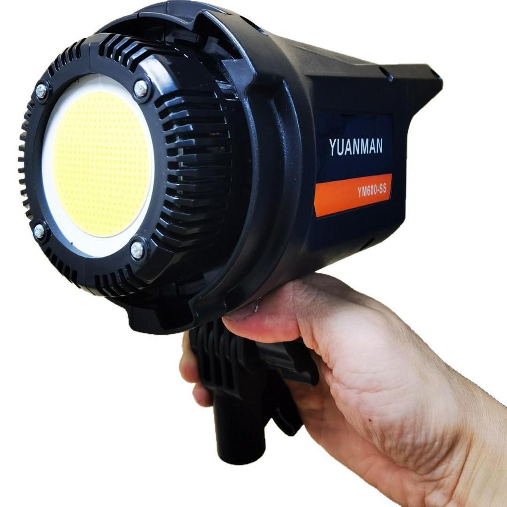 Live Broadcast Fill Light Kit: Dual Color Temperature, High Brightness, Beauty Whitening Soft Light for Photography.