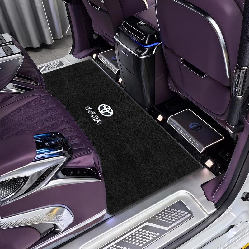 2026 Toyota Sienna Fußmatten für die mittlere Sitzreihe - Grewia Edition