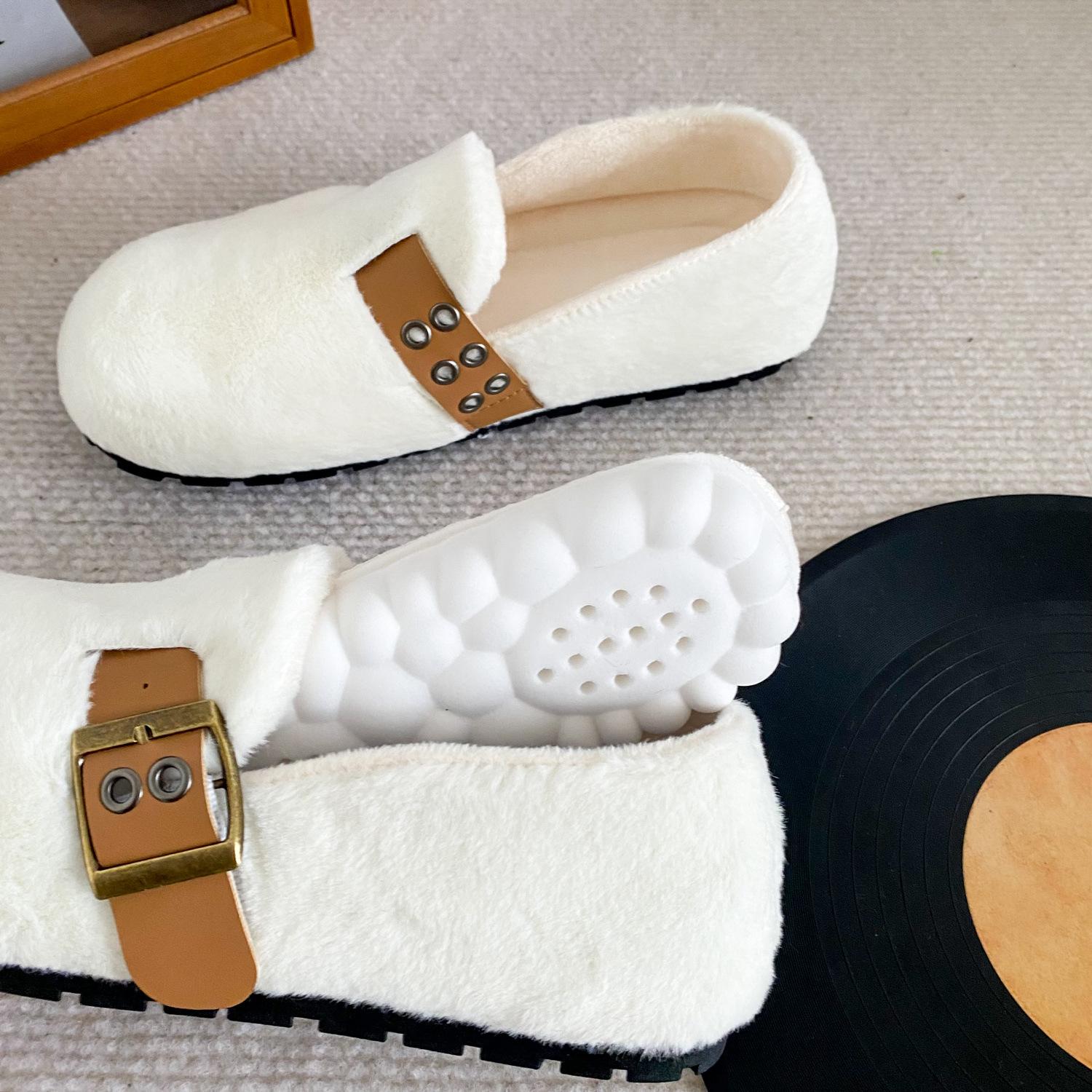 

B3516 latex insole/lazy winter little white shoes women s board shoes Mao Mao shoes winter warm cotton shoes 2024 new 35 чёрный