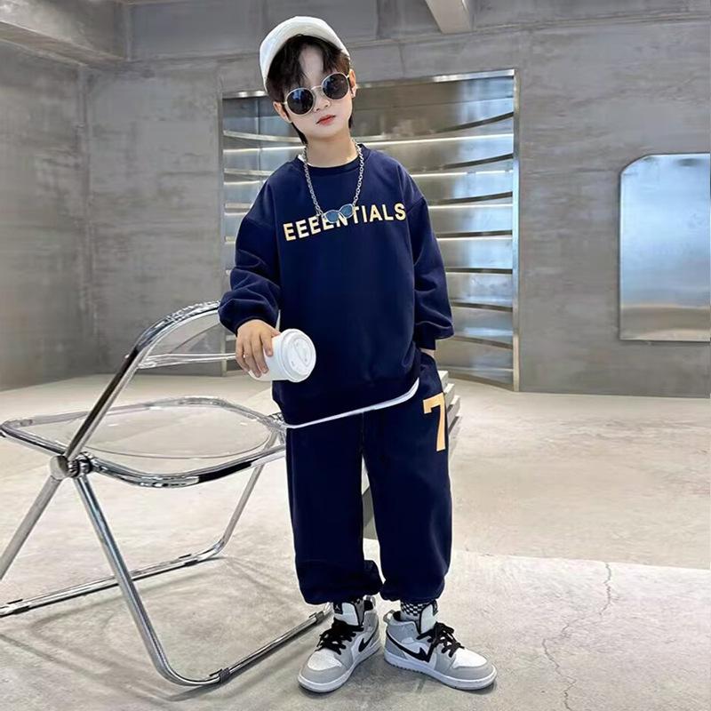 La nouvelle vague de vêtements de sport pour enfants, costume de printemps pour garçons, printemps et automne, pull pour enfants de taille moyenne et grande, ensemble deux pièces, beau et à la mode