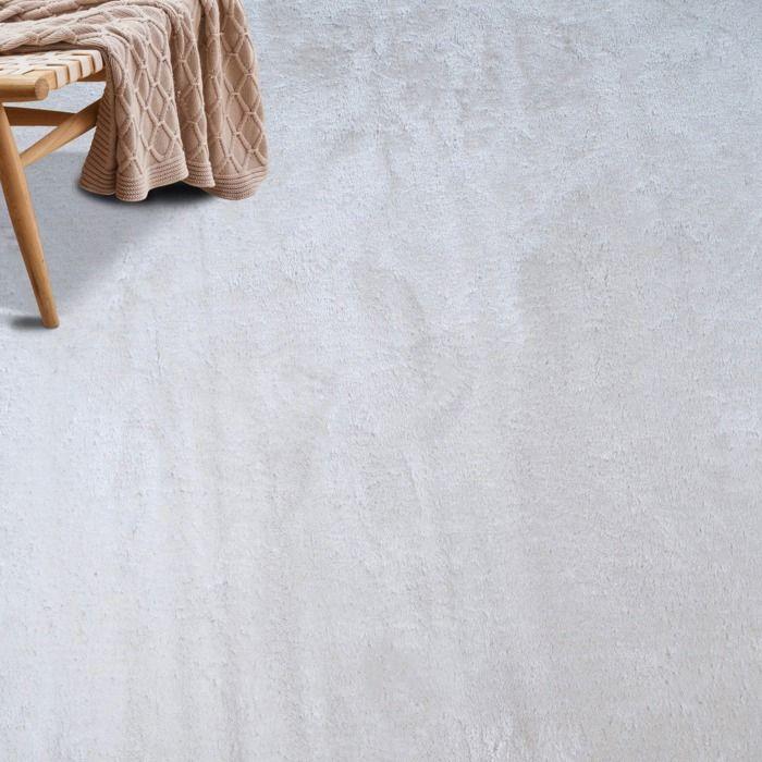 Plain White Soft Rug 120x160
