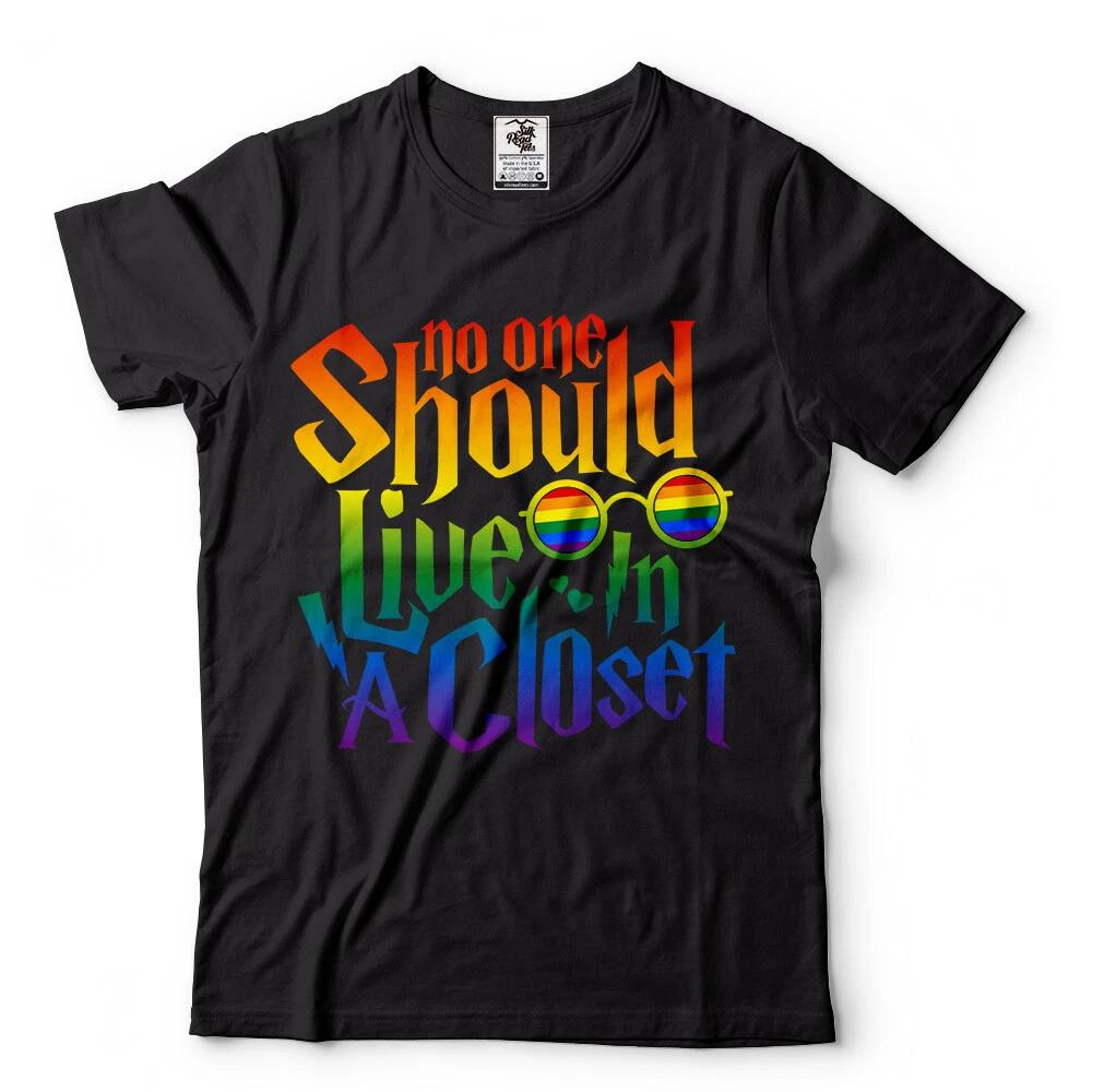 

No one should live in a closet LGBT Support Gay Lesbian Tee Shirt LGBTQ Tee M