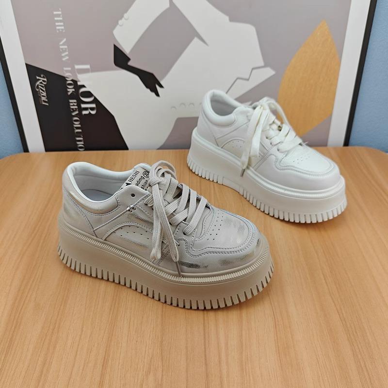 Leather Thick-soled Small Man Increases Height and Makes Old Little White Shoes for Women's 2025 New Versatile, Lightweight and Not Tiring Casual Bo