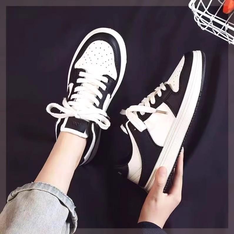 

Autumn and winter red shoes, real soft leather women s shoes, little white shoes 2025 new spring popular red shoes niche versatile 40
