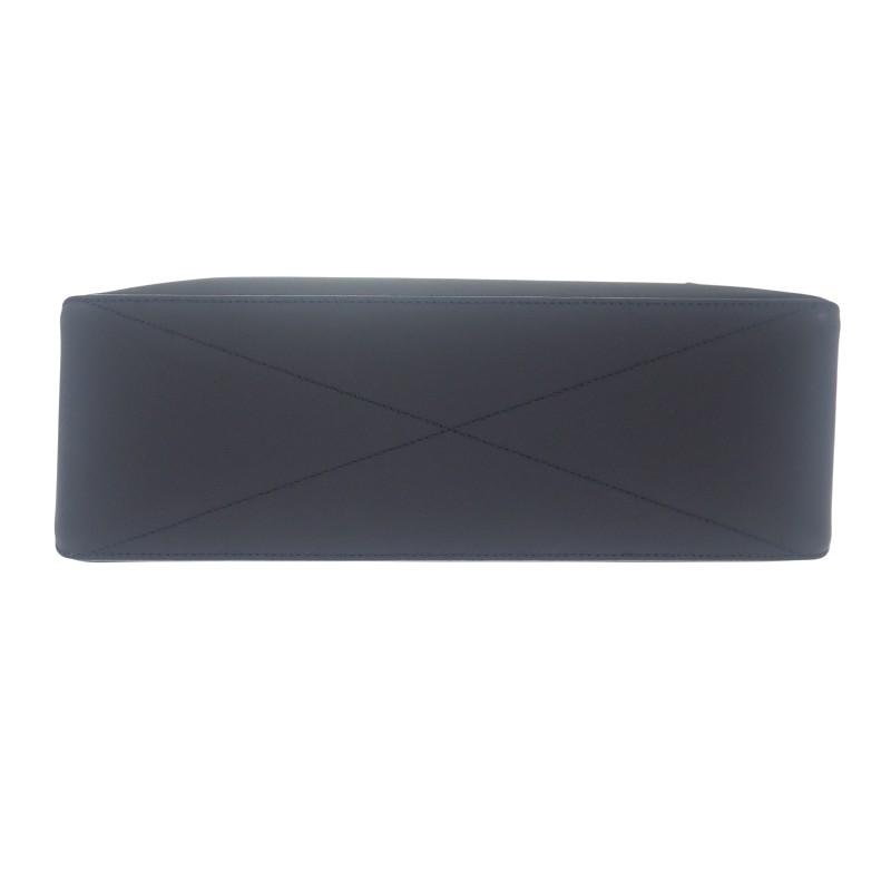 LOUIS VUITTON  M22481 Tote Bag black Calfskin Women