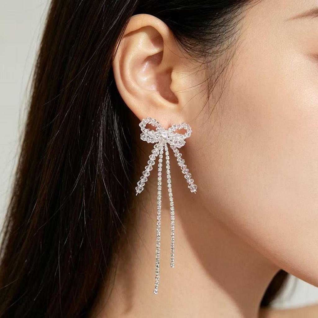 Elegant Korean Zirconia Bow Tassel Stud Earrings for Women