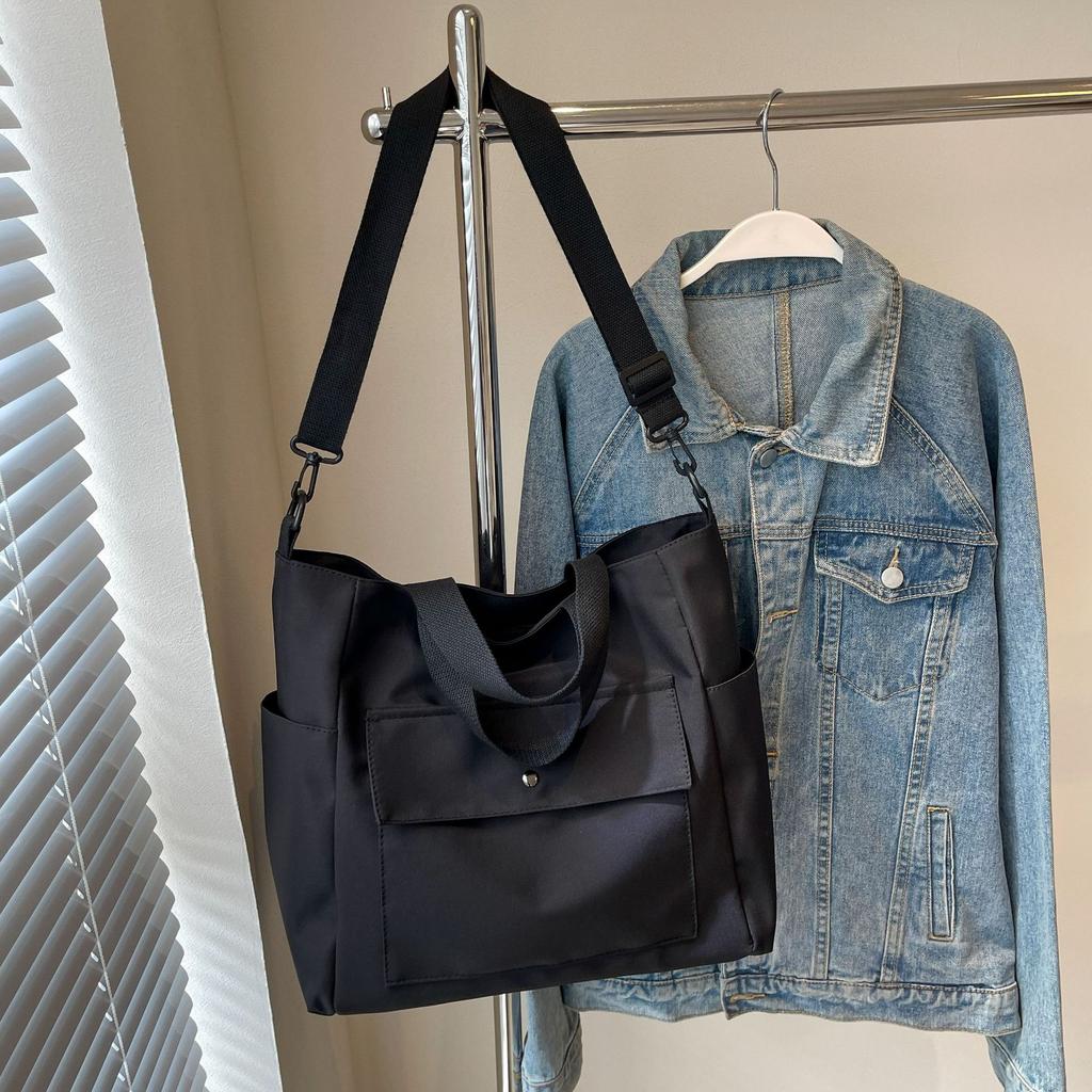 New Japanese tote bag women's commuter large-capacity shoulder bag casual texture college student class fashion armpit bag