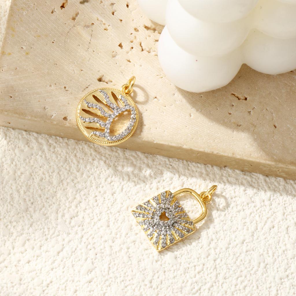 1 Stück Messing Galaxie Anhänger 18K Gold Plated Klar Cubic Zirkonia Hohl Sonne Charms Für DIY Halskette Schmuckherstellung Zubehör