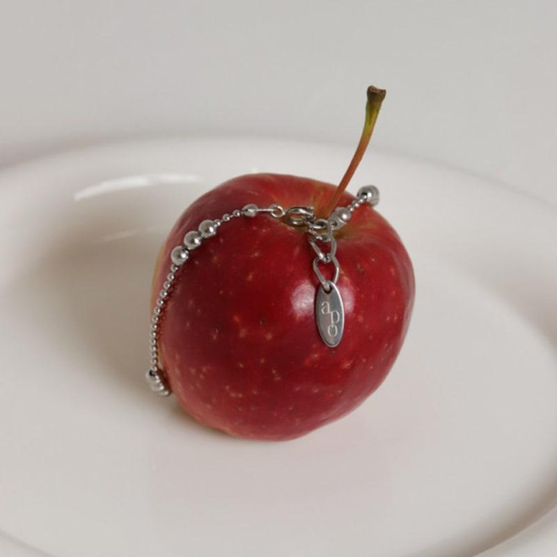 apple pie order Triple Dot Ball Chain B.