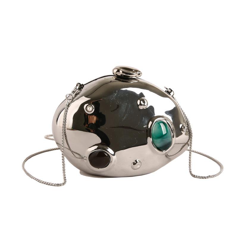 

Mini Shell-Shaped Clutch Bags For Women Luxury Designer Handbags Purses 2026 New In Metallic Inlaid Imitation Gemstones Shoulder