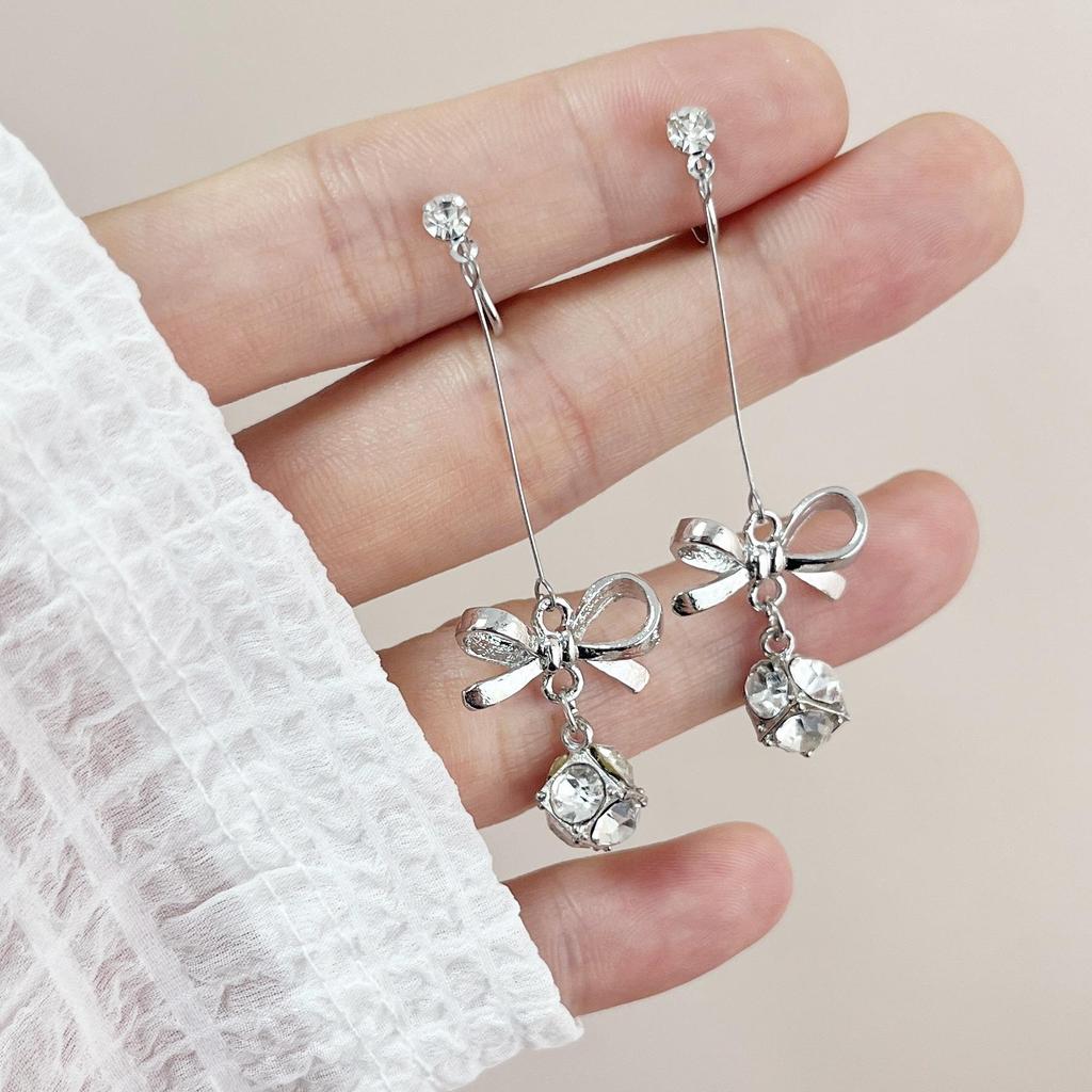 Kamelie Mückenspirale Halter Perlenblume Retro Ohrclips Ohrringe - Kein Piercing erforderlich