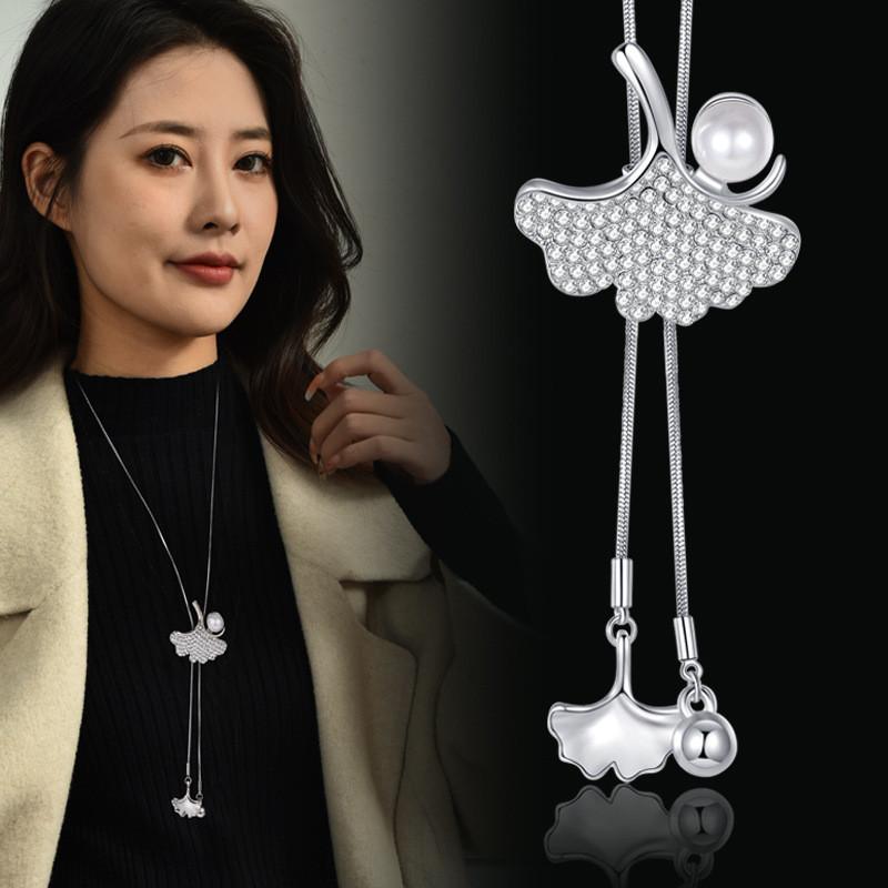 Long Stylish Ginkgo Leaf Sweater Chain Necklace For Women With Charming Detail Pearl