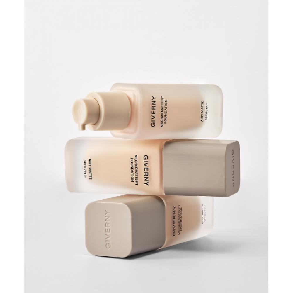 Giverny Close Fit Matte Foundation