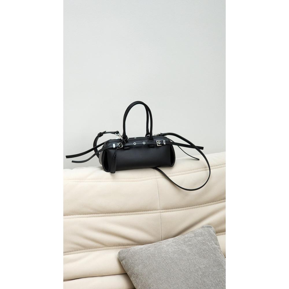 2025 New Style Handmade Retro Motorcycle-themed Leather Handbag Small Commuter Vehicle Fashion Tassel Decoration Bag