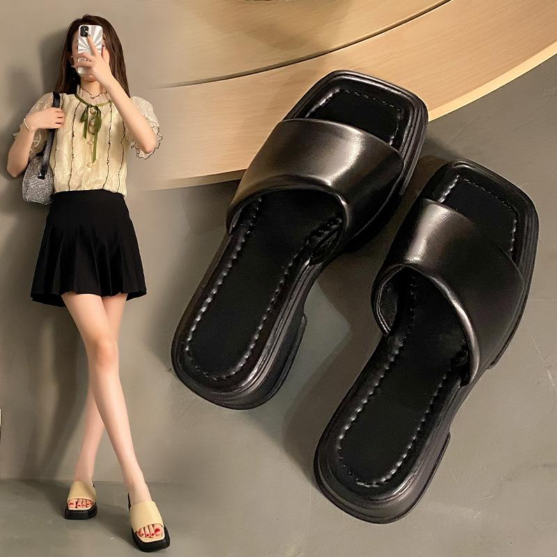 Casual thick-soled one-word drag women's shoes muffin bottom summer wear 2025 new sandals increase the feeling of stepping on shit in shoes